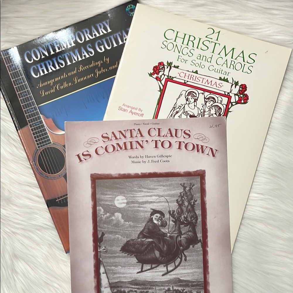 Christmas Guitar Songbook Collection of 2 Books & Santa Claus is Coming to Town!